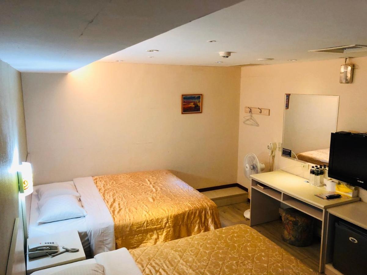 Jing Chech Hotel Kaohsiung Exterior photo